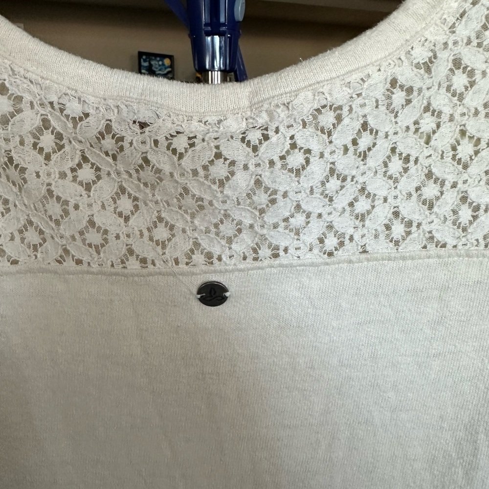 PrAna Beige long sleeve with lace top. Size Small - Picture 3 of 6